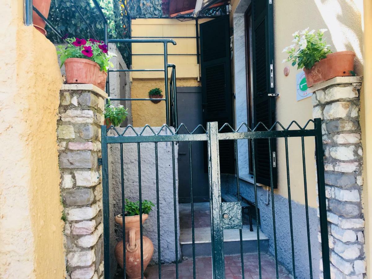 Hotel Il Giardino Segreto Tellaro Exterior foto