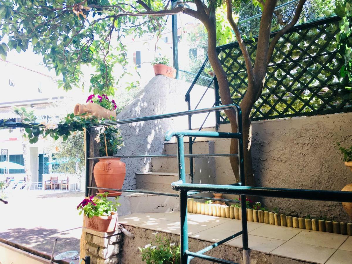 Hotel Il Giardino Segreto Tellaro Exterior foto
